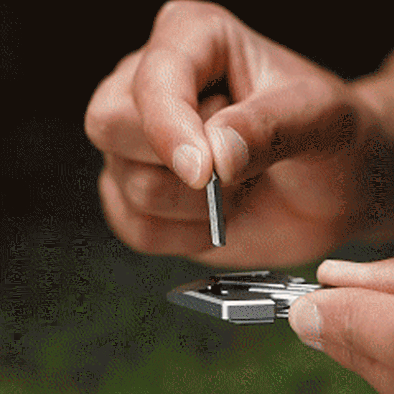 Flounder 2.0 Titanium EDC Pendant - 13-in-1 Multi-Tool Keychain