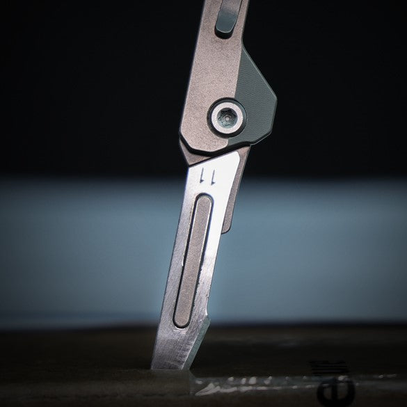 Titanium Scalpel Knife GR5 Micro Folding Replaceable Blade EDC TSA Compliant Travel