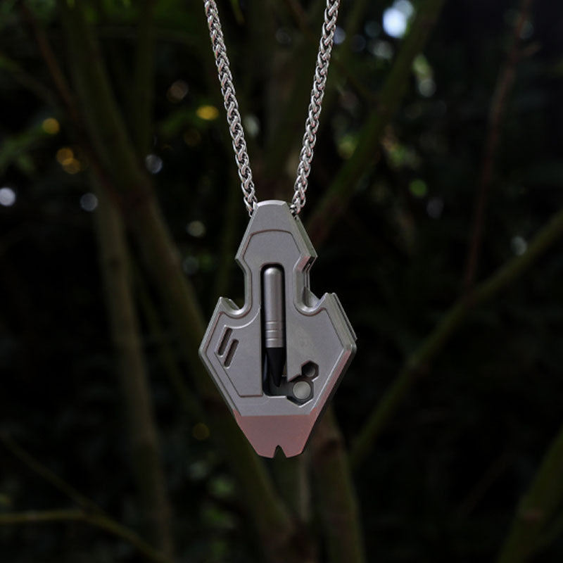Flounder 2.0 Titanium EDC Pendant - 13-in-1 Multi-Tool Keychain