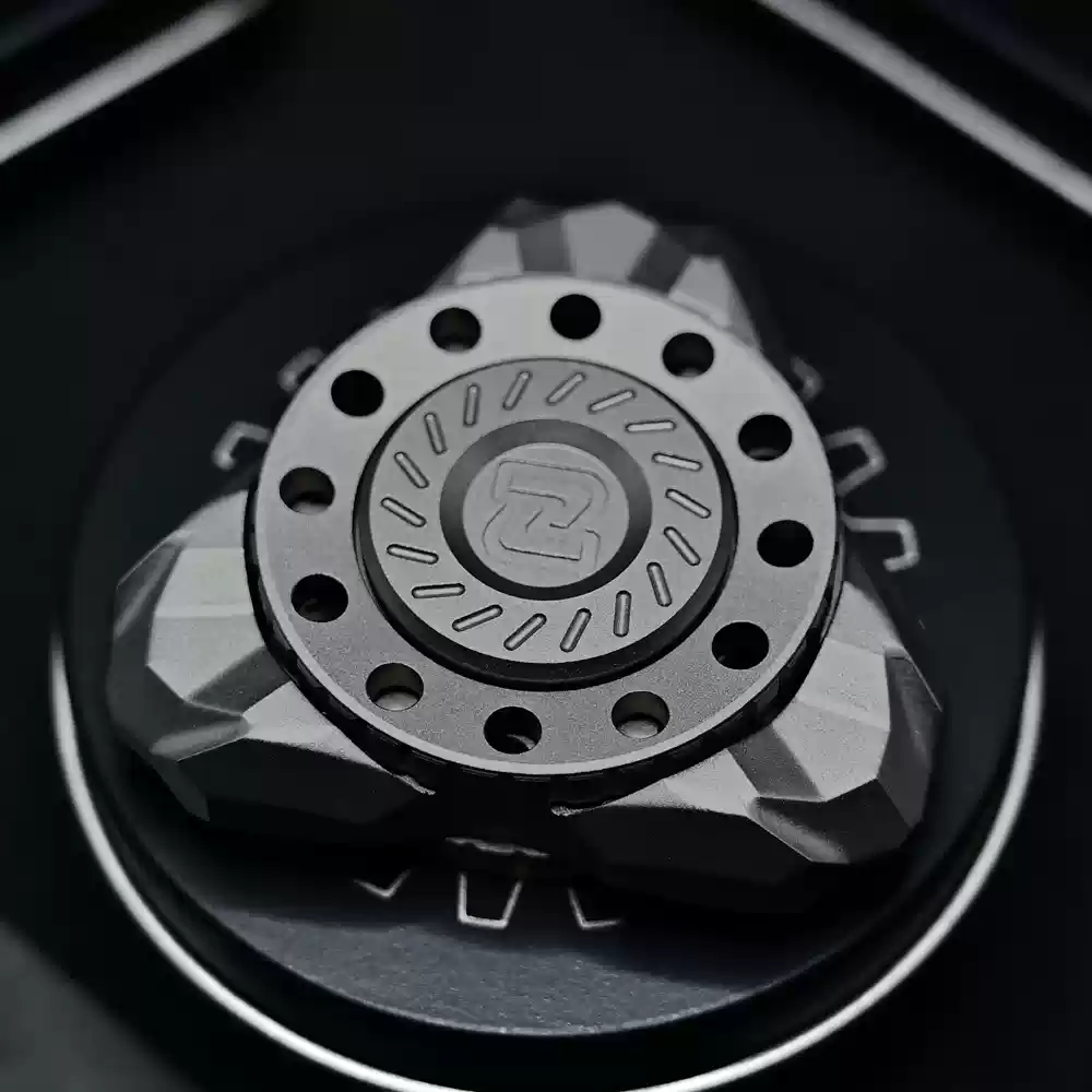 Melody Twister Titanium Fidget Spinner - Dual-Axis Design with Steel Balls & Industrial Style