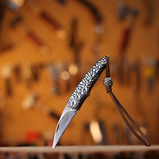 Folding Knife Damascus Steel Pocket Knife Compact Keychain EDC Knife Collector Knife