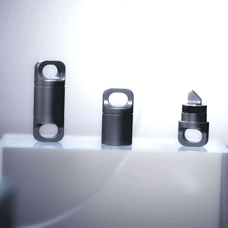 SnapCut Magnetic Titanium Quick-Release Keychain with Utility Cutter