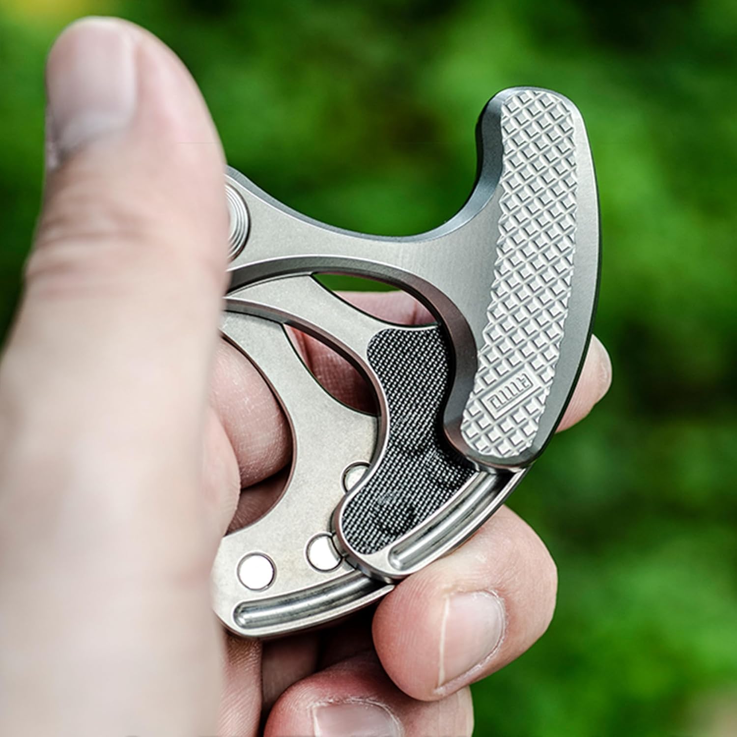 Fidget Slider – KnuckleSnap Metal EDC Stress Relief Focus Toy Black Silver