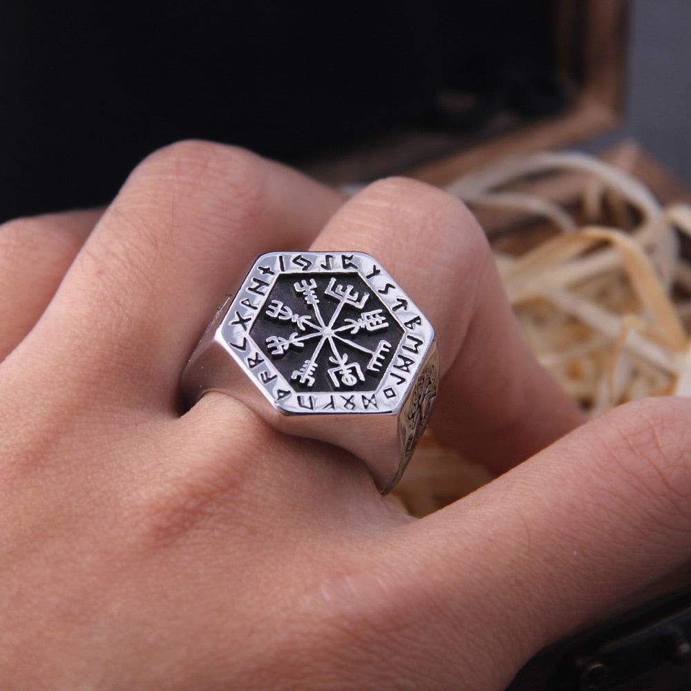 Viking Compass Ring – Vegvisir Hexagon Norse Rune Geometric Gothic Band