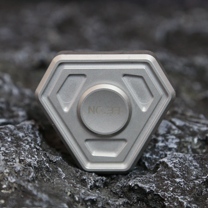Gyro Heart Interactive Magnetic Metal Fidget Spinner - R188 Bearings with Zinc Alloy & Stainless Steel Options