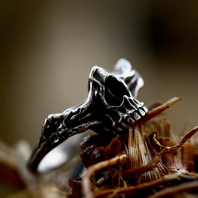 Punk Ring – Gothic Skull Nasal Bones Biker Hip Hop Dark Statement