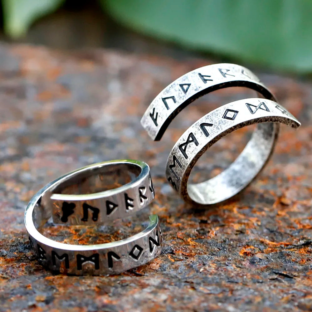 Statement Ring – Gothic Viking Rune Rotating Spinner Punk Retro
