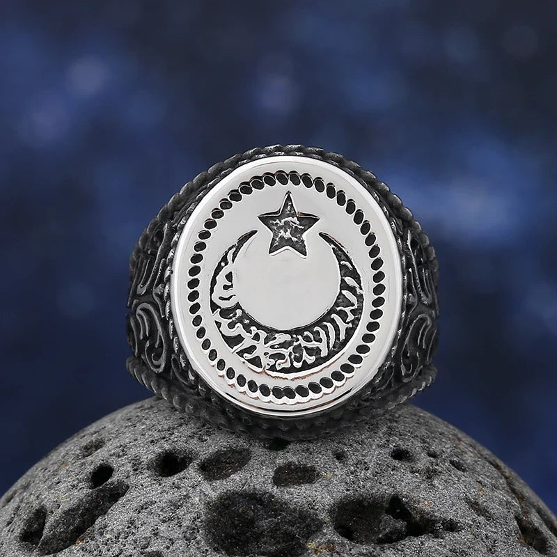Moon Ring – Nightfall Eclipse Star Gothic Punk Celestial Statement