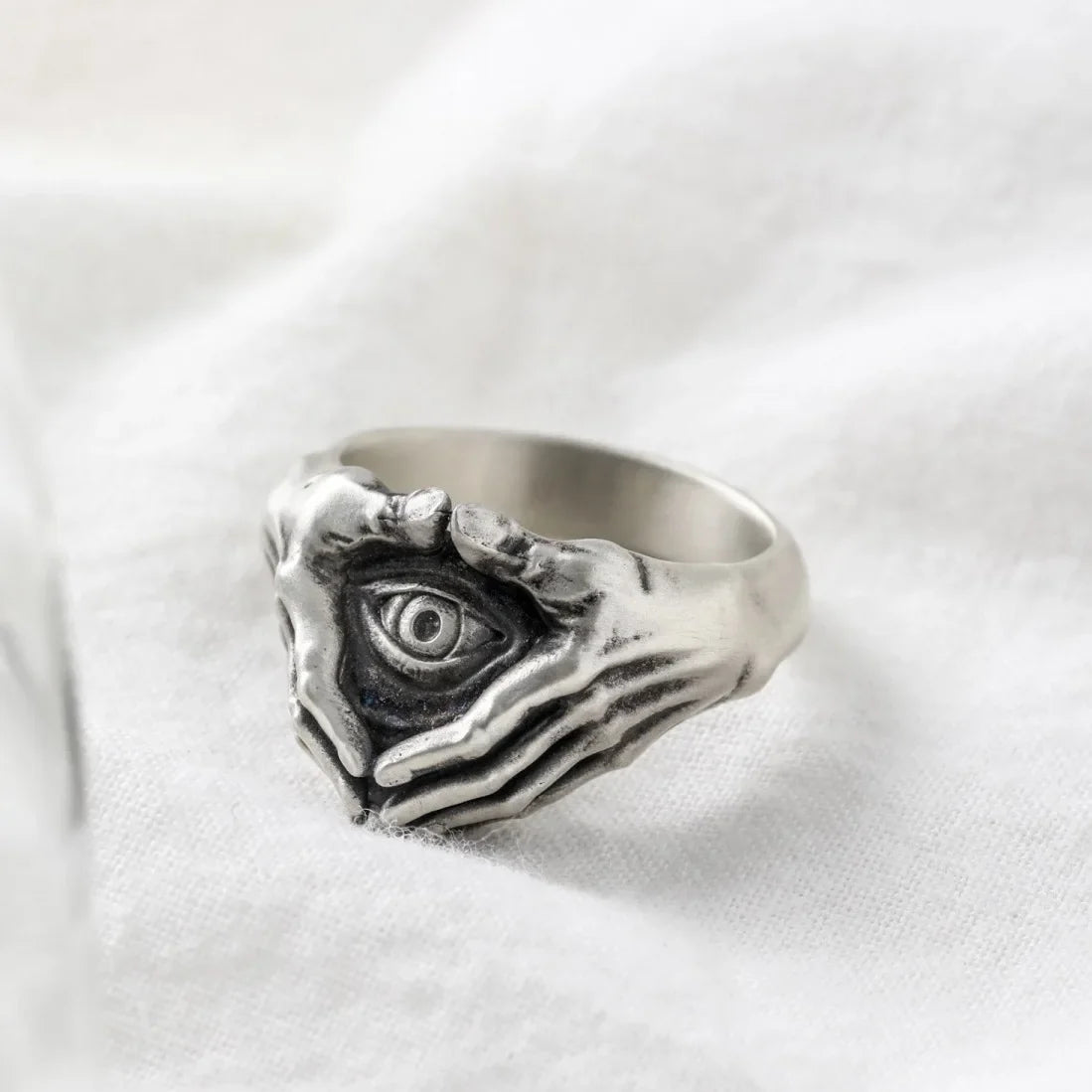 Eye Ring – Omnisight Guardian Peace Gothic Vintage Punk Statement