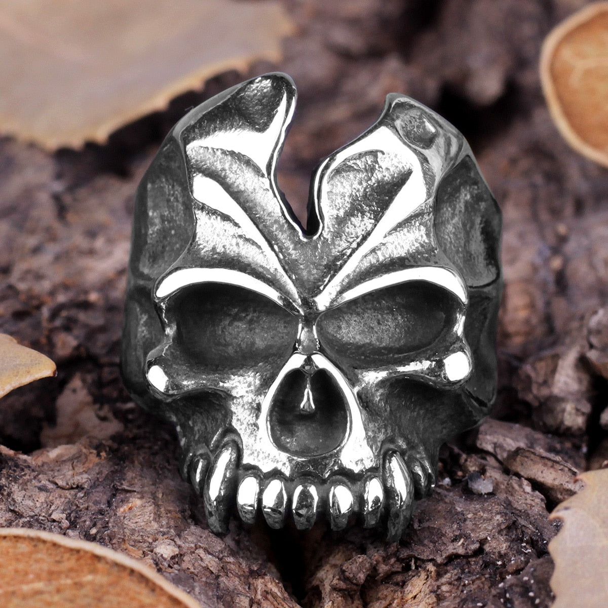 Skull Rings for Men – Domineering Devil Tooth Busted Skull Gothic Punk Biker Ring