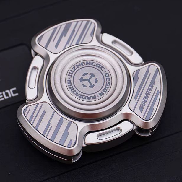 Auto-Deploy Blade Fidget Spinner - Radiation EDC Toy