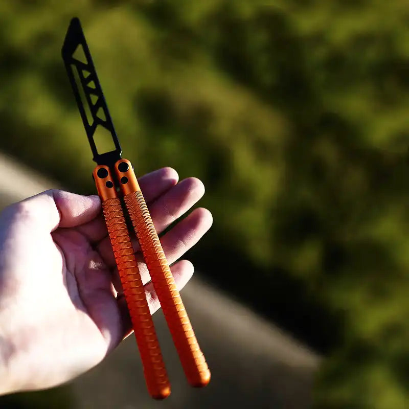 Lightweight Balisong Trainer 93g - Armed Shark Sahara Aluminum Butterfly Knife Flipper