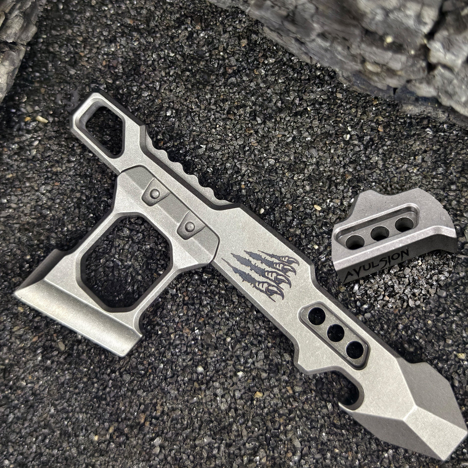 TC4 Titanium Knuckles Pry Bar - Multi-Function Bottle Opener Self-Defense EDC