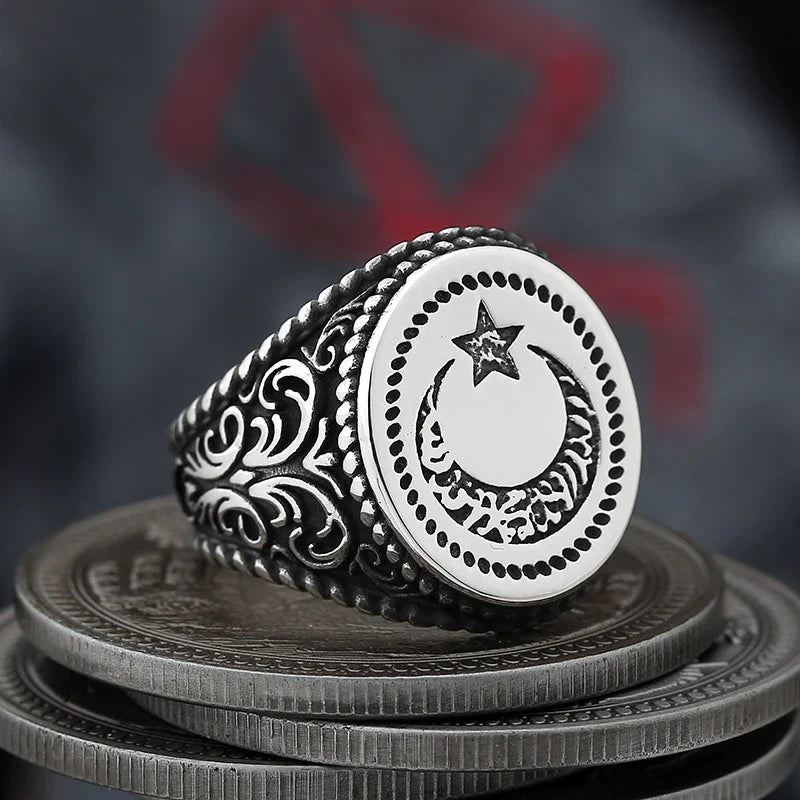 Moon Ring – Nightfall Eclipse Star Gothic Punk Celestial Statement