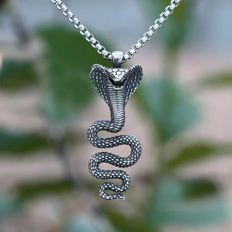 Gothic Snake Necklace – 3D Cobra Pendant Punk Stainless Steel Box Chain
