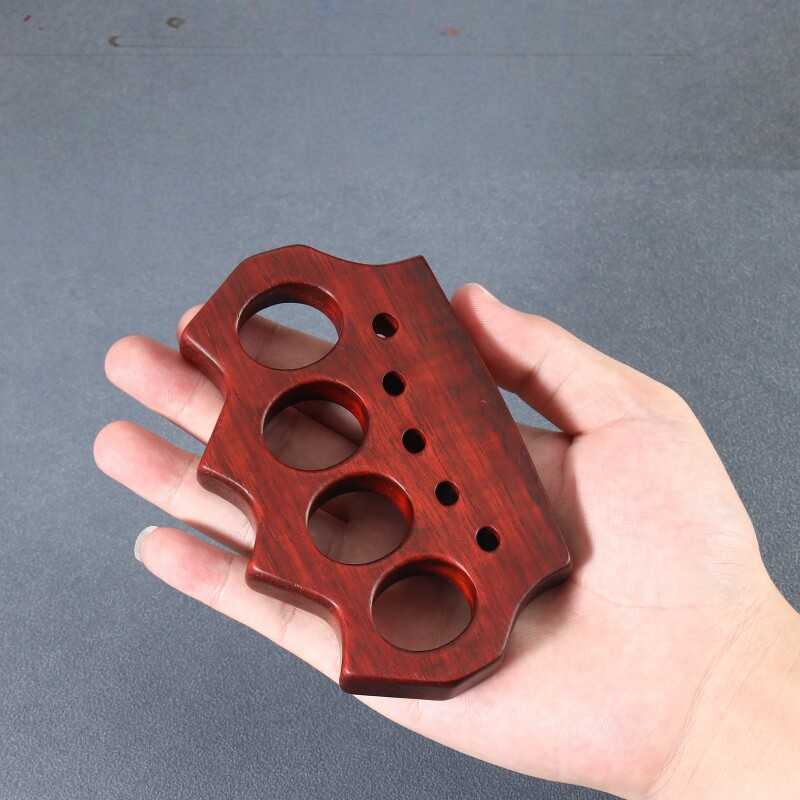 Sandalwood Knuckles Duster – Handcrafted Wooden EDC Hand Rest Fidget Tool